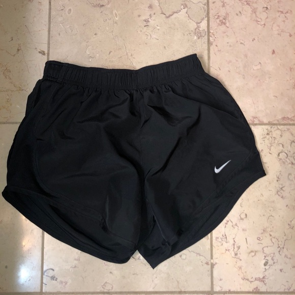 Nike running shorts - Picture 1 of 1